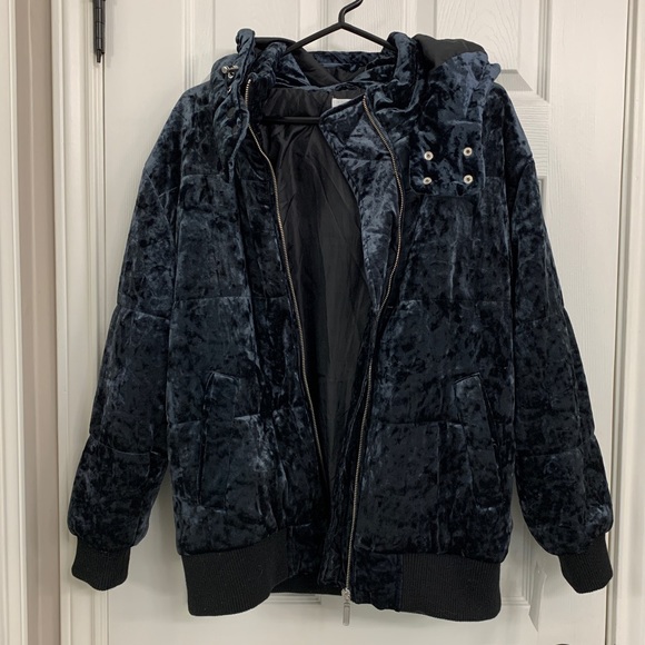 Abound Velour Puffy Jacket - Picture 4 of 4
